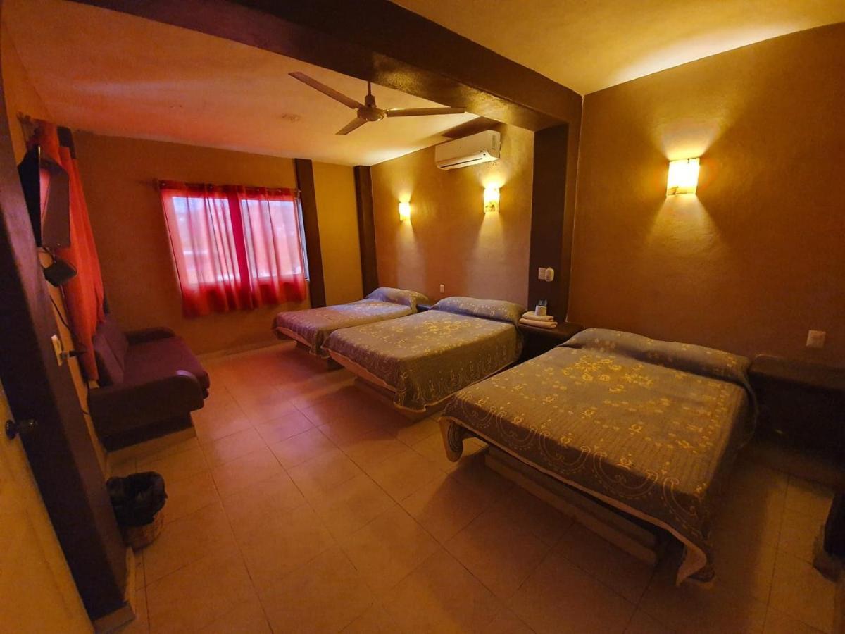Hotel Amueblados Gaby 锡瓦塔塔内霍 外观 照片